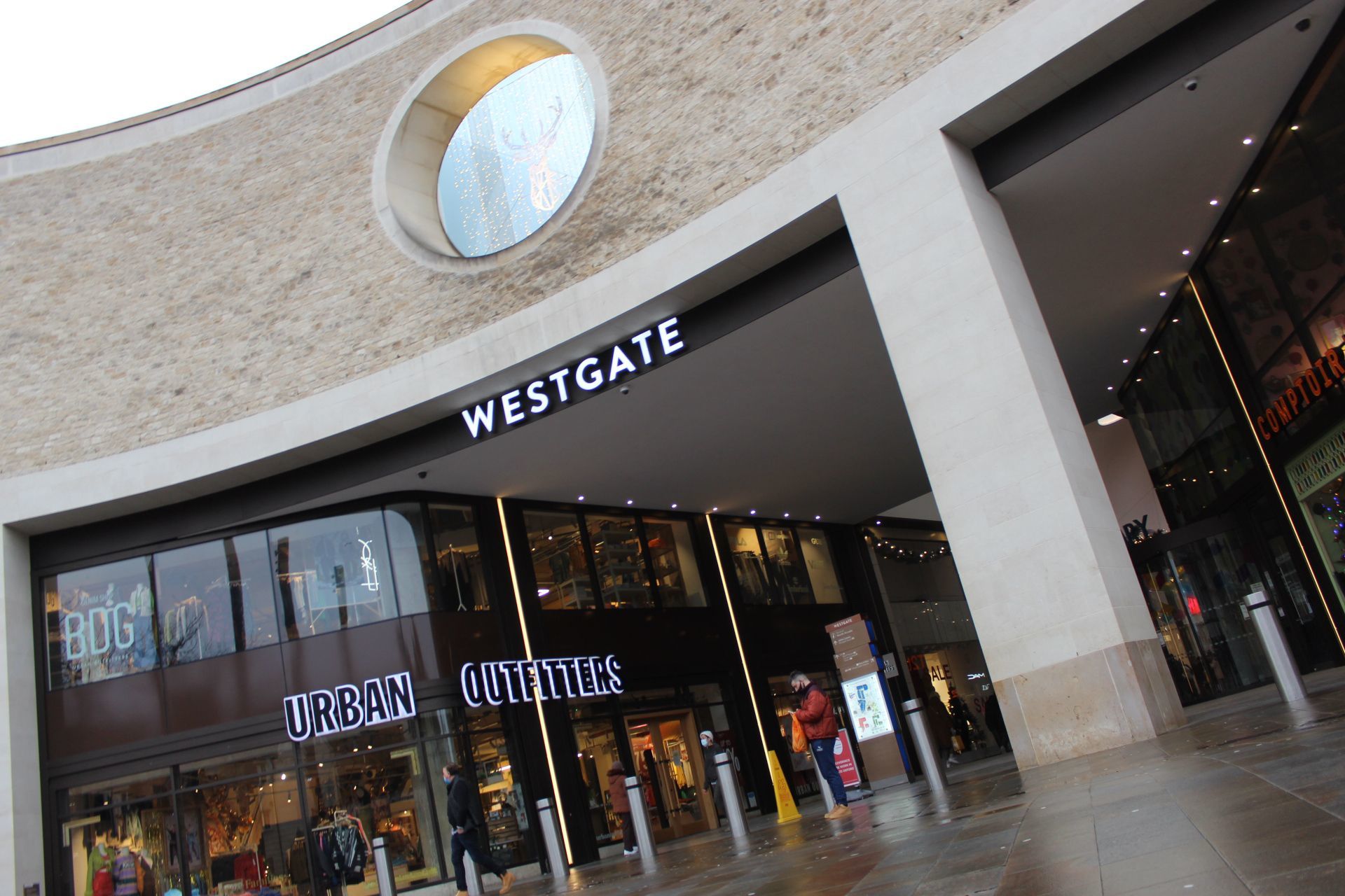 Boxing Day sales at the Westgate and High Street, Oxford, on December 26, 2021